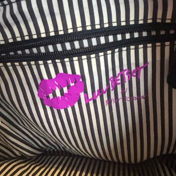 Betsey Johnson Elegant Black and Pink Quilted Tote Bag Excellent Condition - Picture 8 of 11